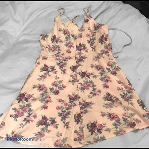 Brand new floral dress (never worn)